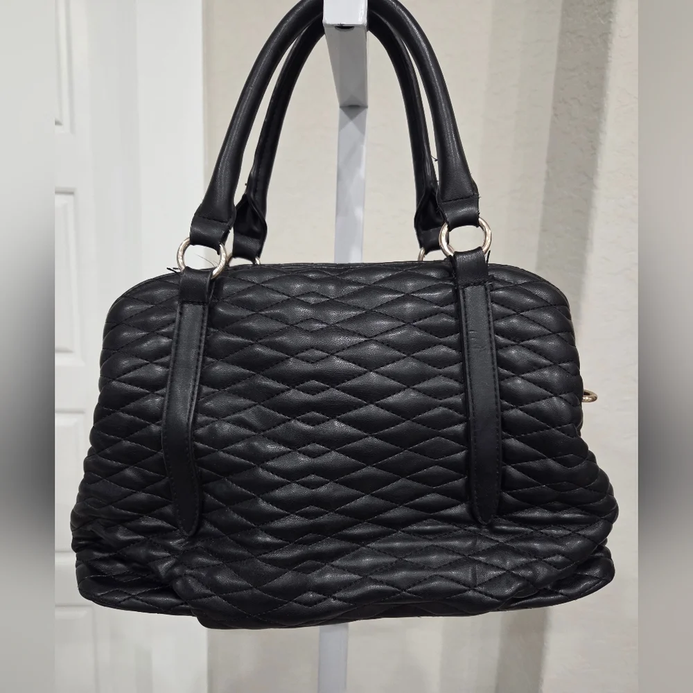 LIBBY EDELMAN BLACK QUILTED FAUX LEATHER SATCHEL